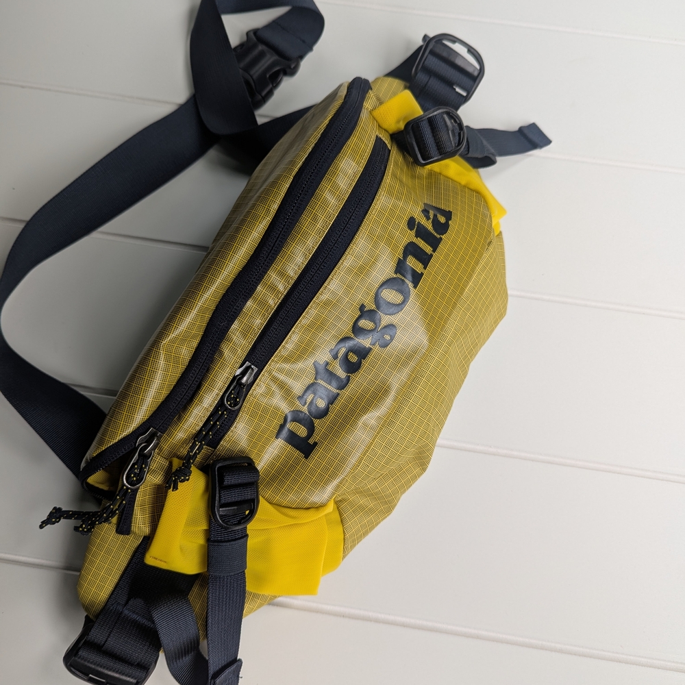 Patagonia Yellow Black Hole Waist Pack 5L